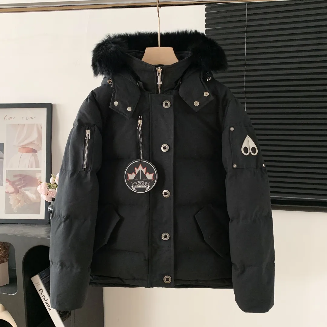 ：Y 118 05 Moose Knuckles ， ins 、 、 。 ， ， ！ ， ， ， ！ ： Black Red Dark Blue Sizes: XS XL